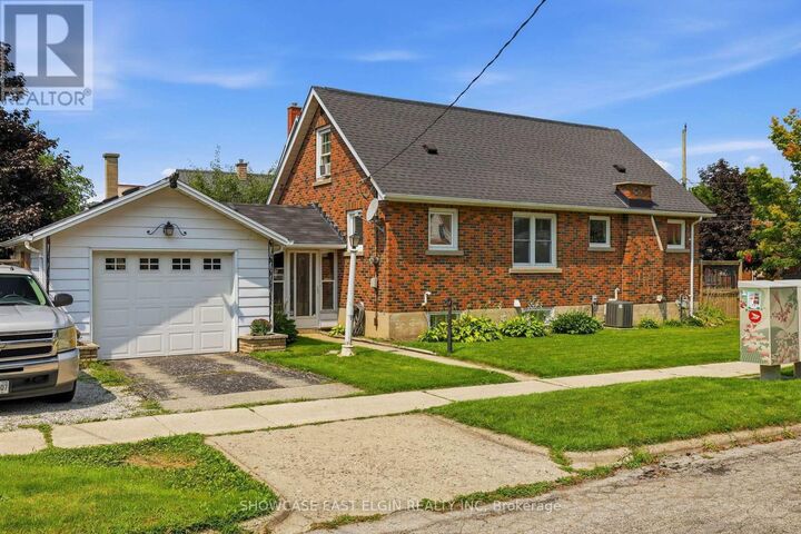 Property Photo:  122 Redan Street  ON N5P 1V3 