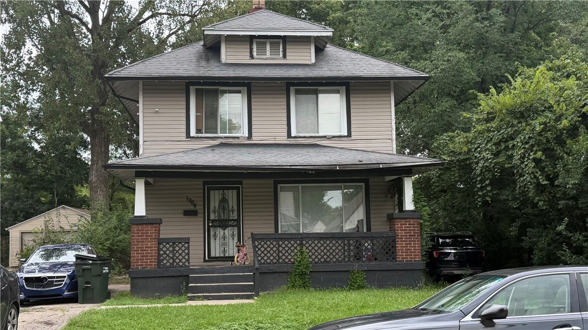Property Photo:  1964 Parkhill Drive  OH 45406 