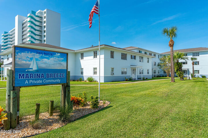 Property Photo:  500 S Beach Street B2  FL 32114 