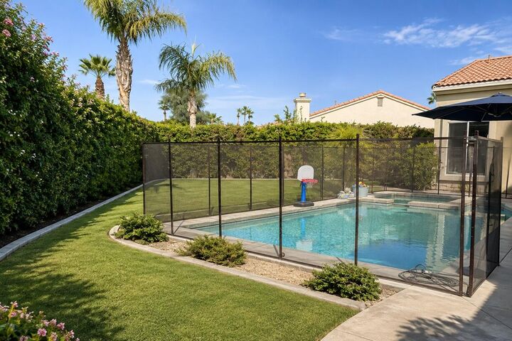 Property Photo:  90 Clavel Court  CA 92260 