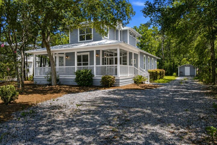 Property Photo:  556 Little Canal Drive  FL 32459 