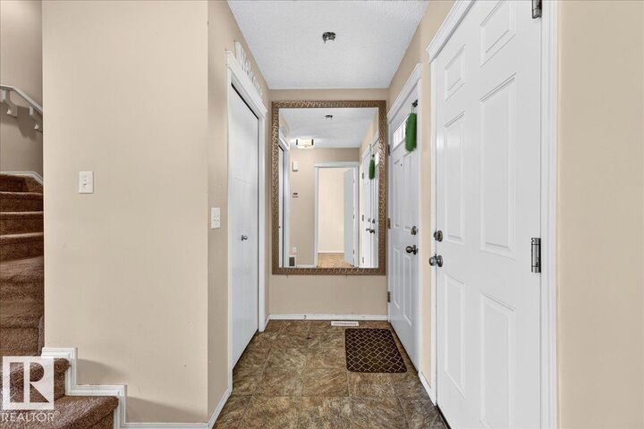 Property Photo: 1529 26 Ave NW NW AB T6T 0W2