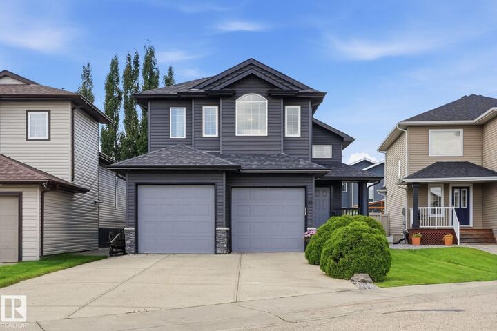 Property Photo: 66 Willowby Close AB T7Z 2X5