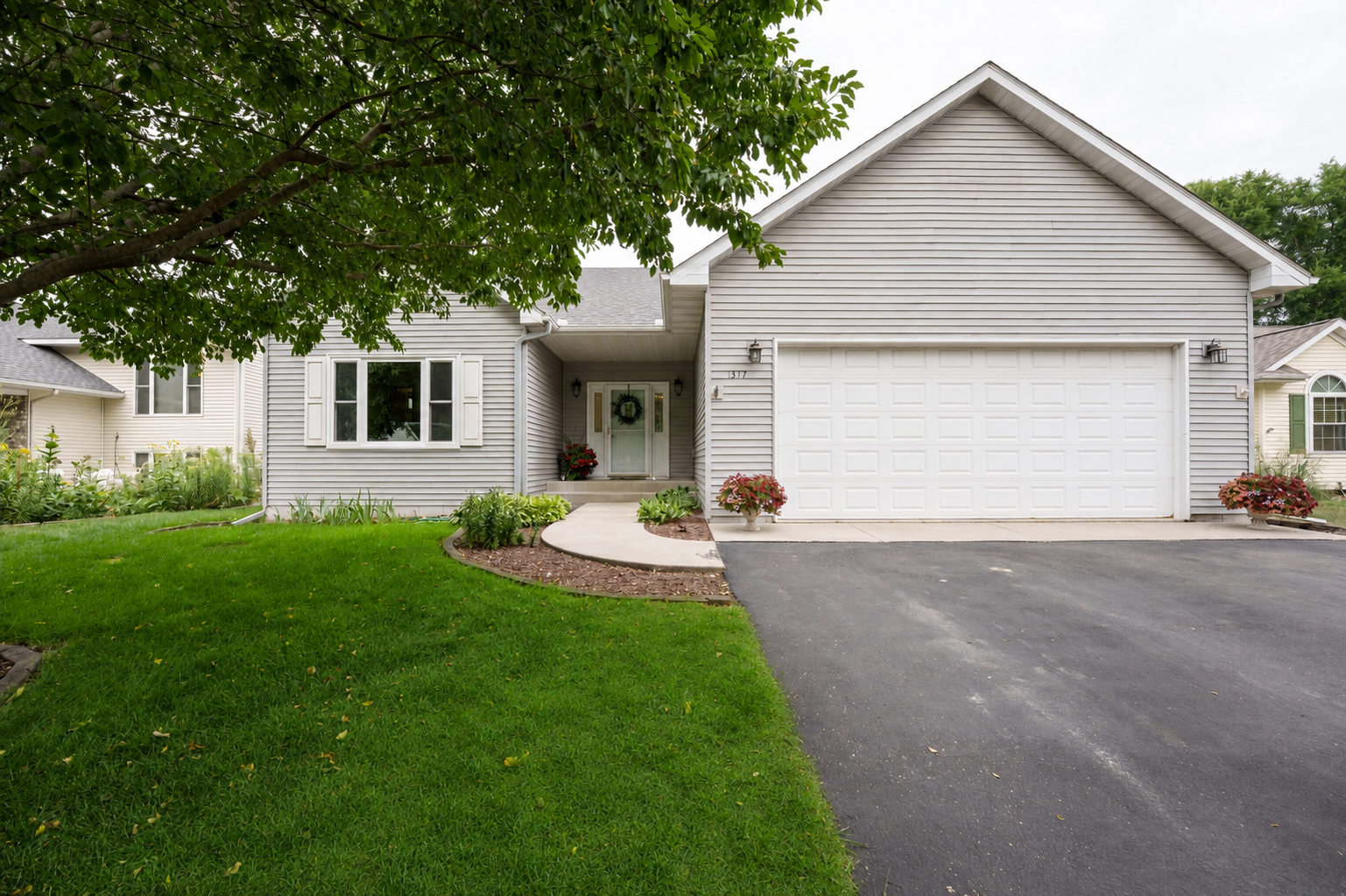 Property Photo:  1317 7th Street N  MN 55009 
