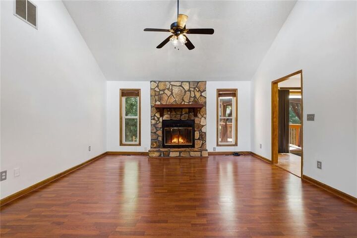 Property Photo: 2890 Creekwood Lane NW GA 30044