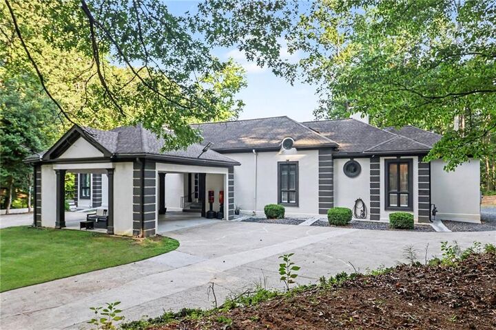 Property Photo:  1126 Wedgefield Drive SW  GA 30064 