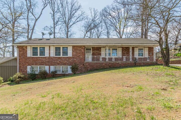 Property Photo: 2110 Lavista Circle GA 30354