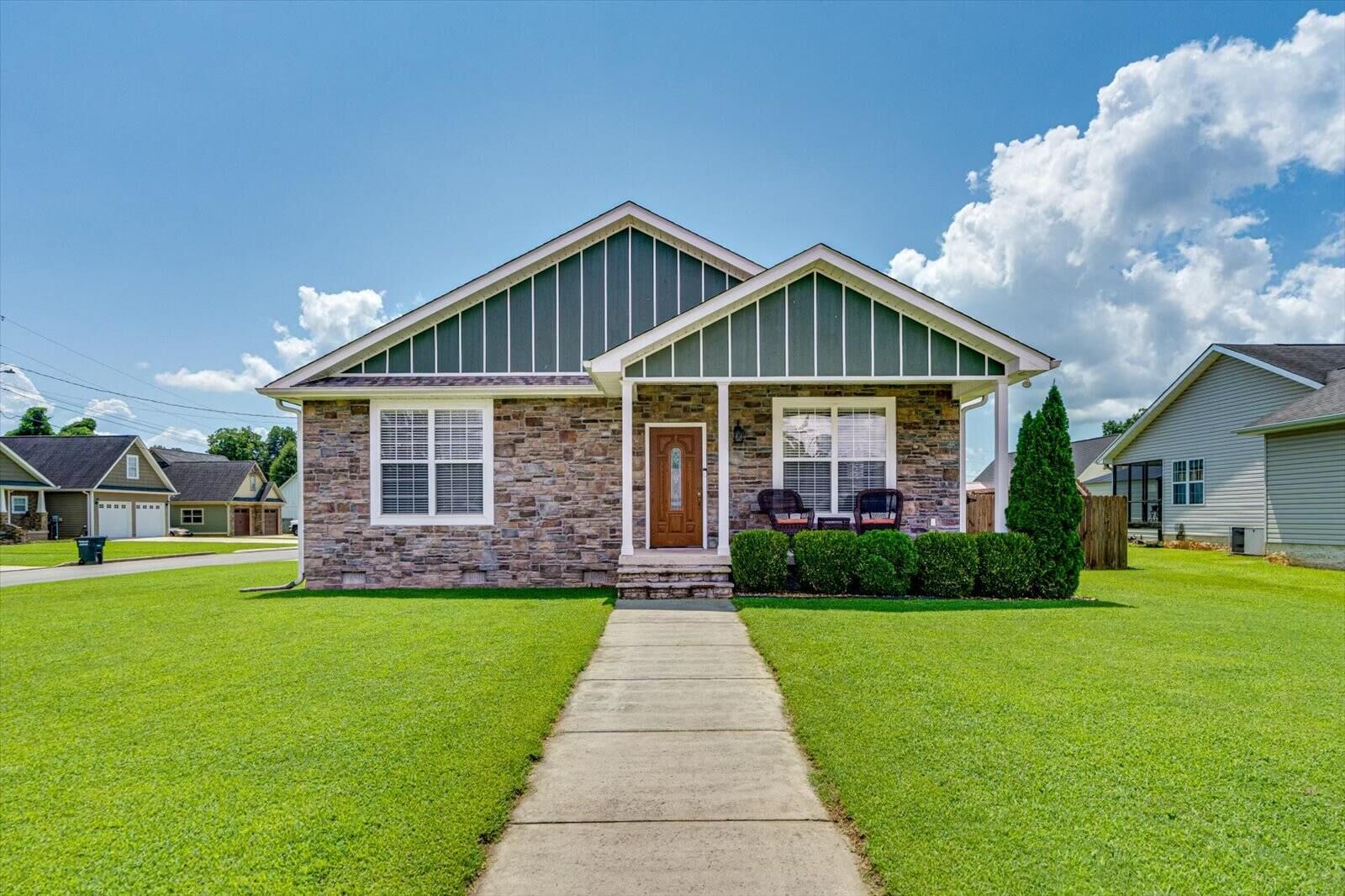 Property Photo: 317 Wilson Court TN 37347