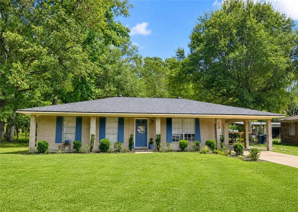Property Photo: 115 Boundary Drive LA 71485