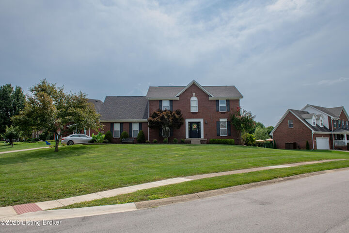 Property Photo:  13314 Oak Forest Ct  KY 40245 
