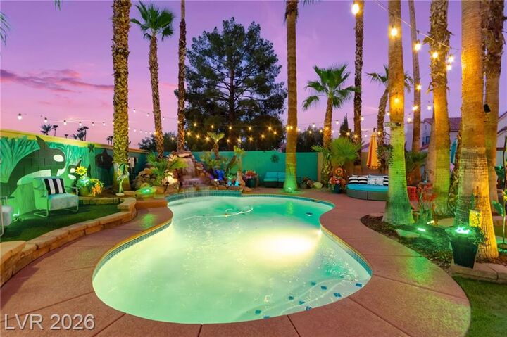 Property Photo: 2710 Knightsbridge Road NV 89074