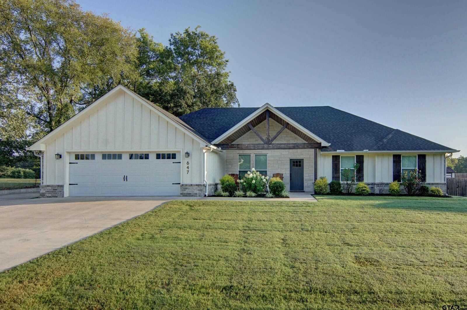 Property Photo:  647 Oklahoma St.  TX 75790 