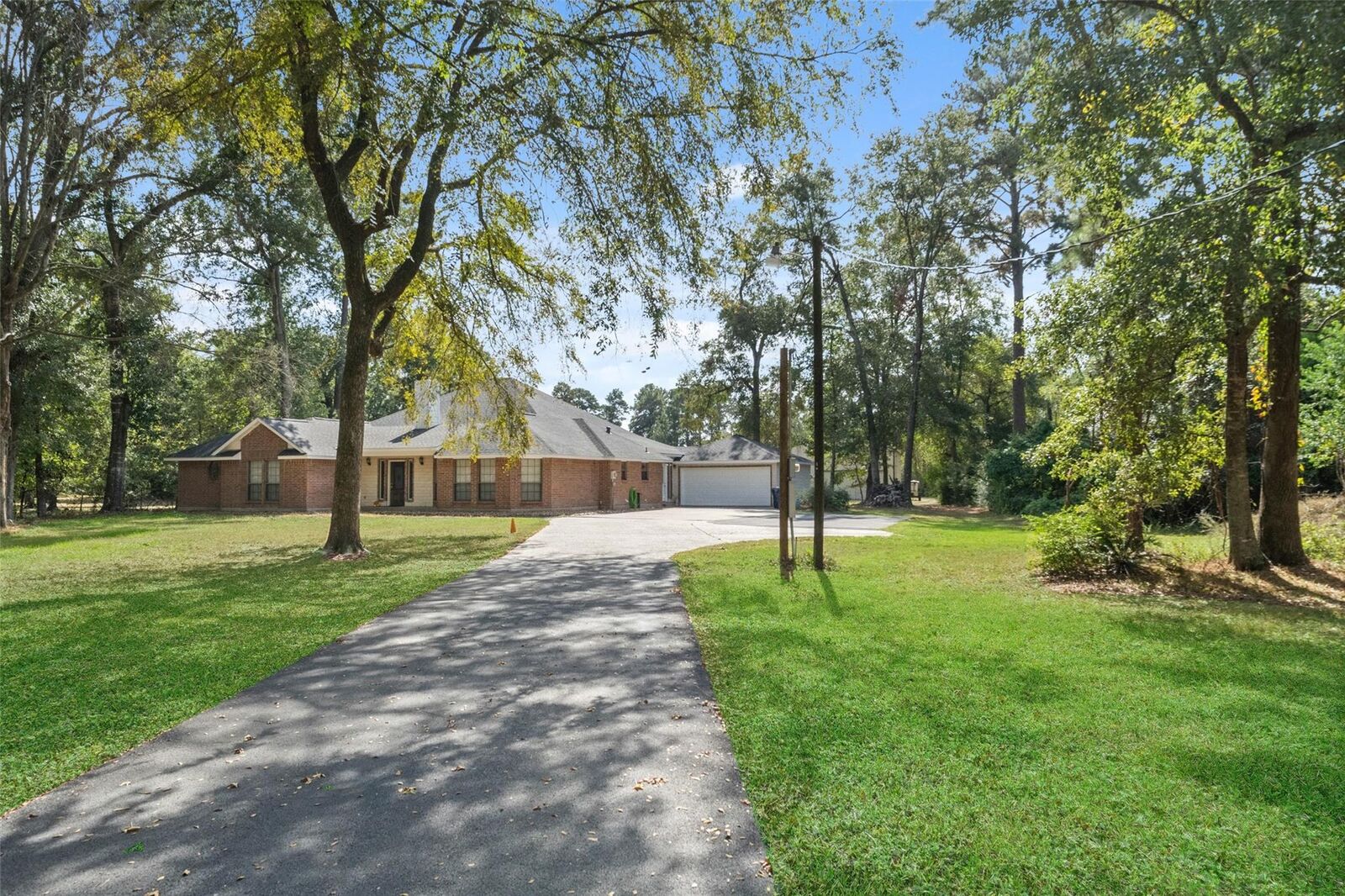 Property Photo:  8807 Shadow Lane  TX 77354 
