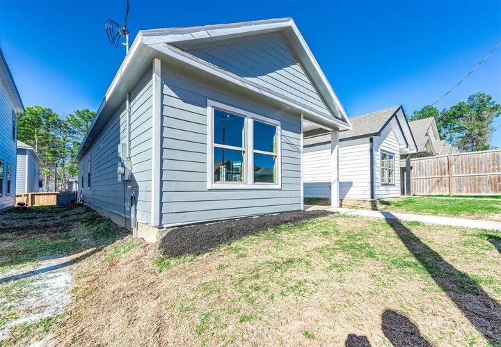 Property Photo:  16982 W Hammon  TX 77316 