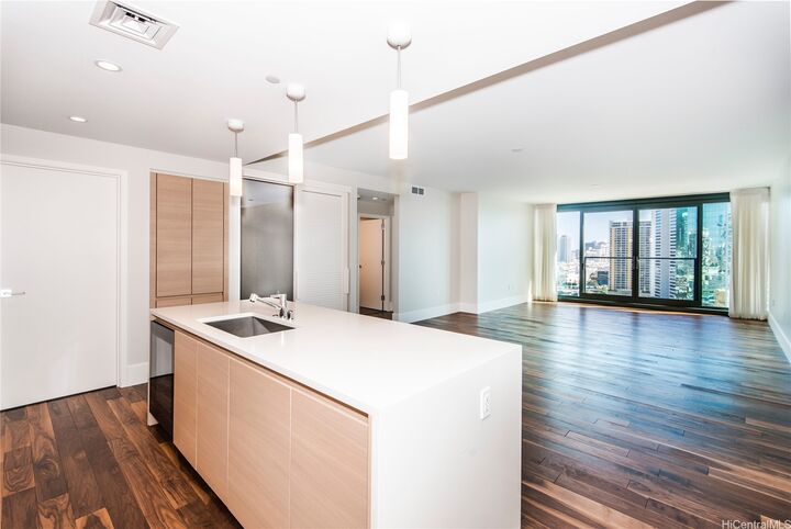 Property Photo: 1108 Auahi Street 1702 HI 96814