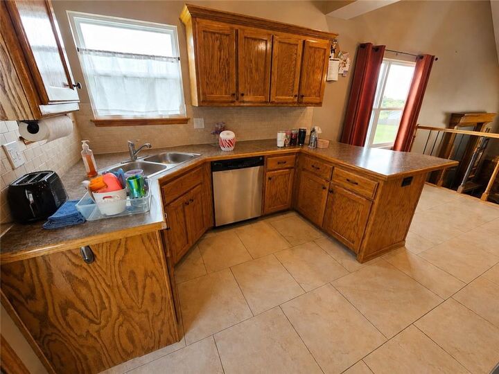Property Photo: 1805 Eastridge Avenue MO 64429