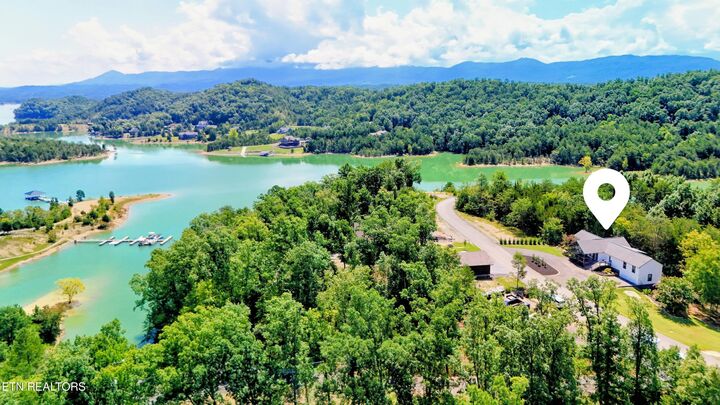 Property Photo:  108 Bay View Point  TN 37876 