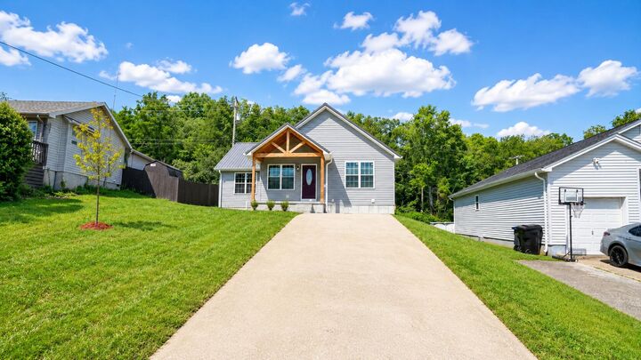 Property Photo:  254 Hollyberry Road  KY 40601 