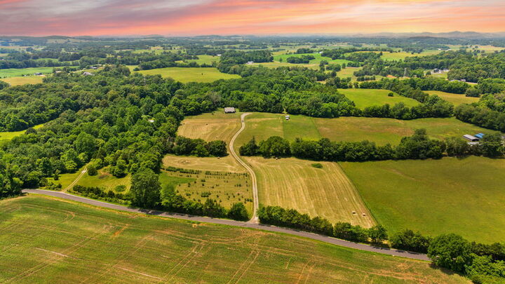 Property Photo: 1717 Halltown Road KY 42722