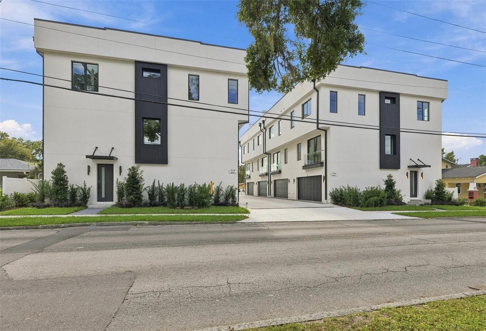 Property Photo:  310 W Columbus Drive 4  FL 33602 