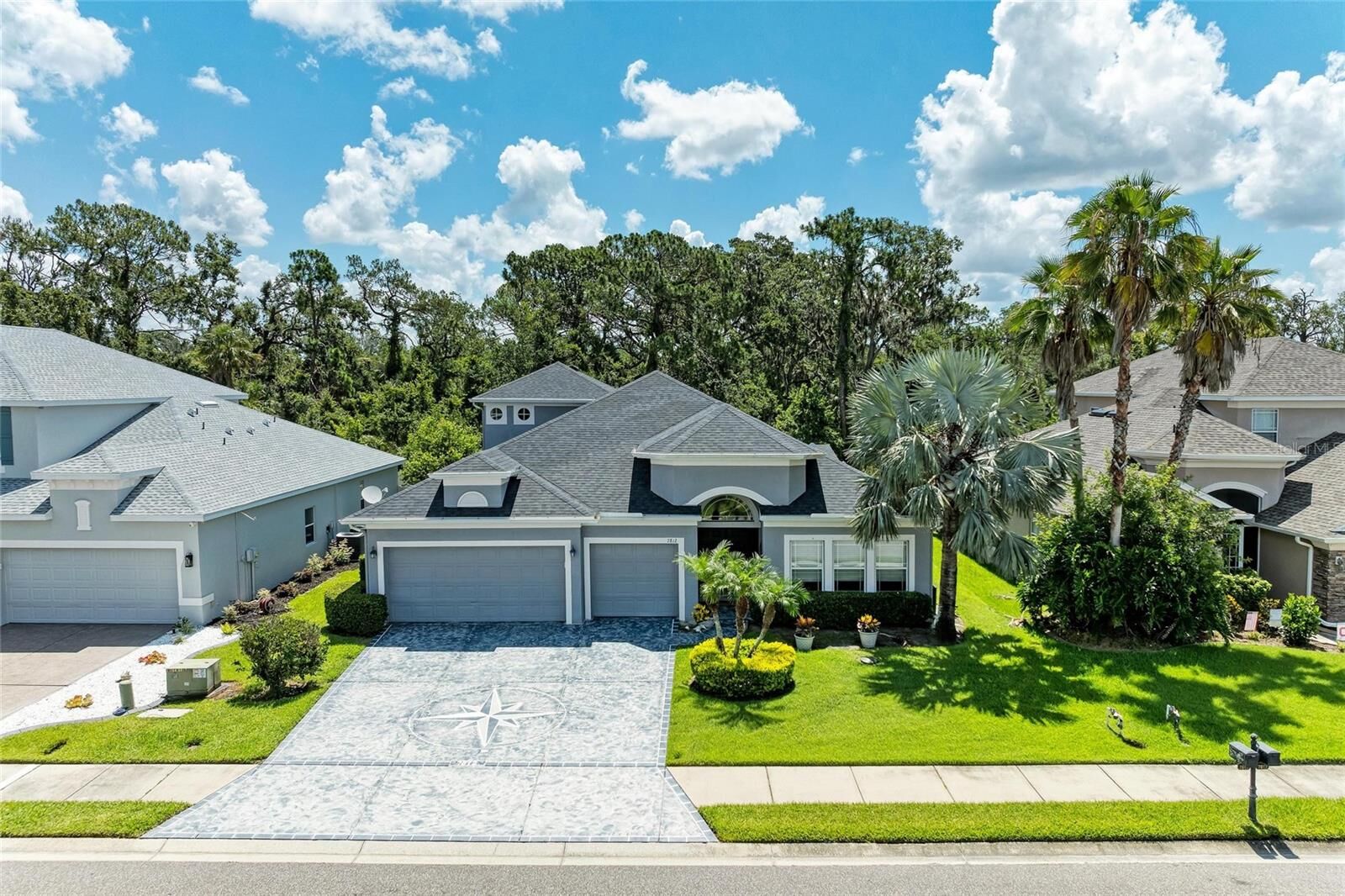 Property Photo: 7812 115th Avenue E FL 34219