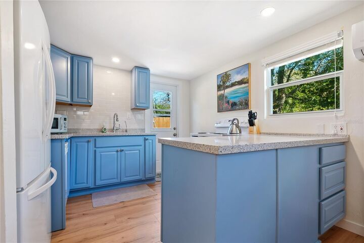 Property Photo: 2311 Waldemere Street B FL 34239