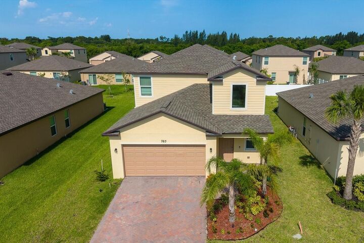 Property Photo:  763 Carlyle Way  FL 34947 