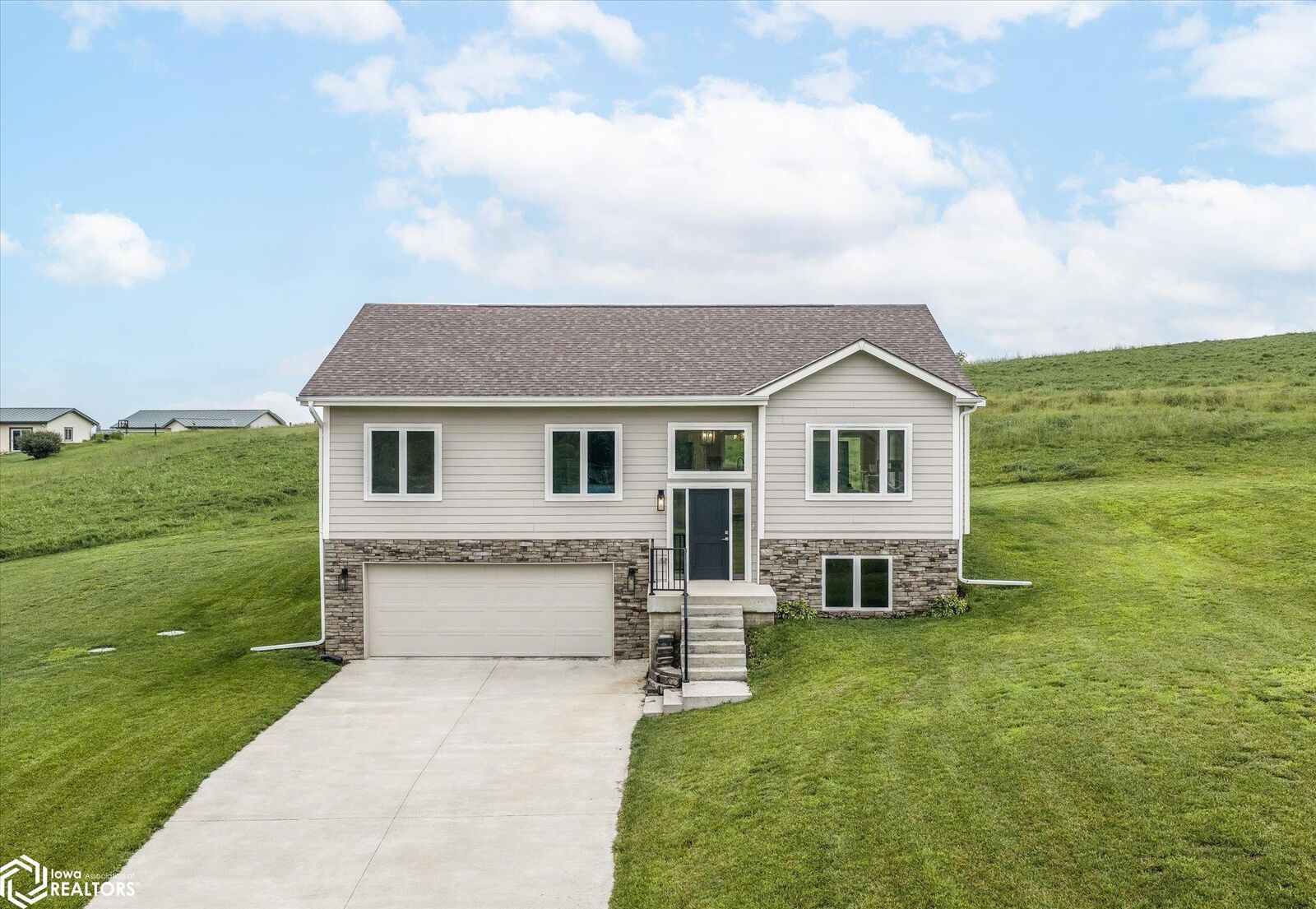 Property Photo: 105 Bluegrass Lane IA 51579