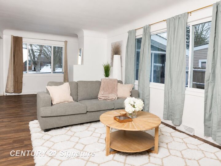 Property Photo:  2003 Carman Drive  MI 48602 