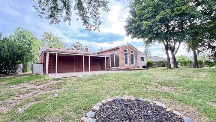Property Photo:  11971 Fairview Drive  MI 48312 