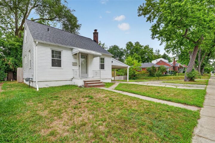 Property Photo: 230 Dick Avenue MI 48341-1800