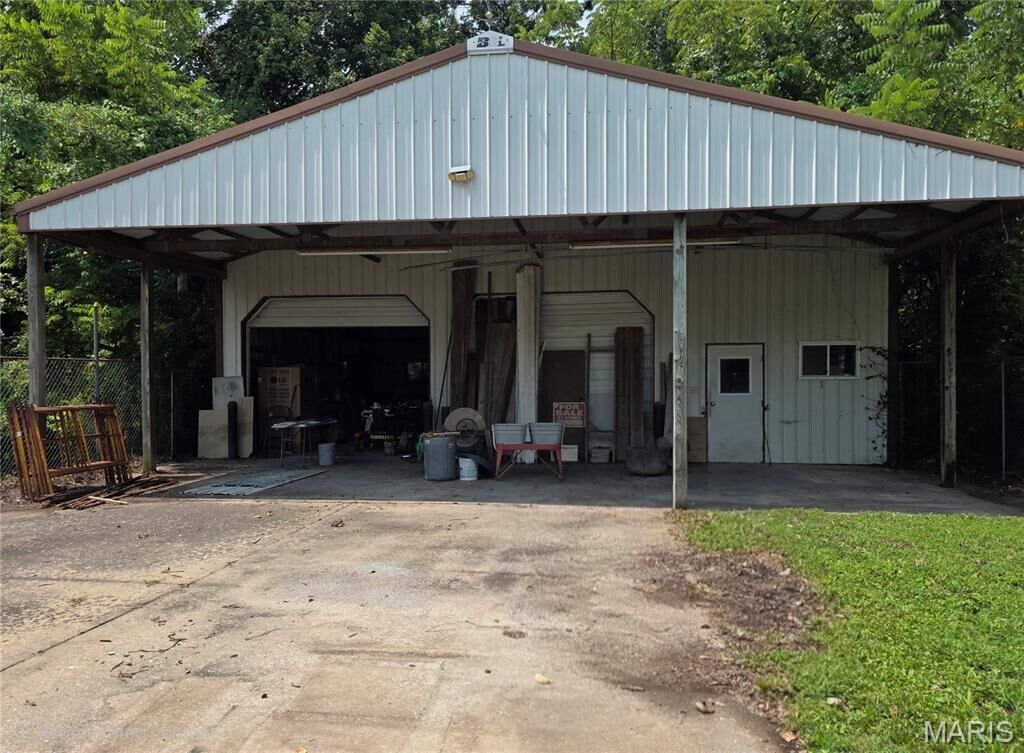 Property Photo:  545 S Benton Street  MO 63703 