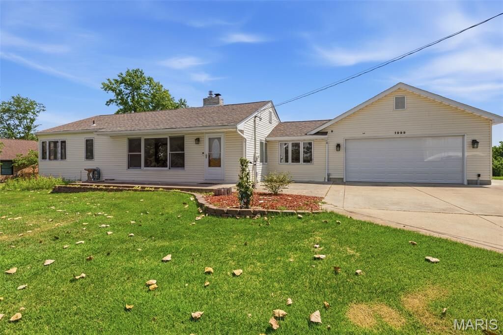 Property Photo: 1222 Scenic Drive MO 63048