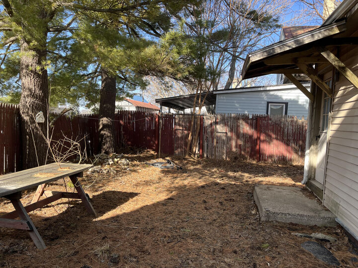 Property Photo:  212 N 4th St  WI 53094 