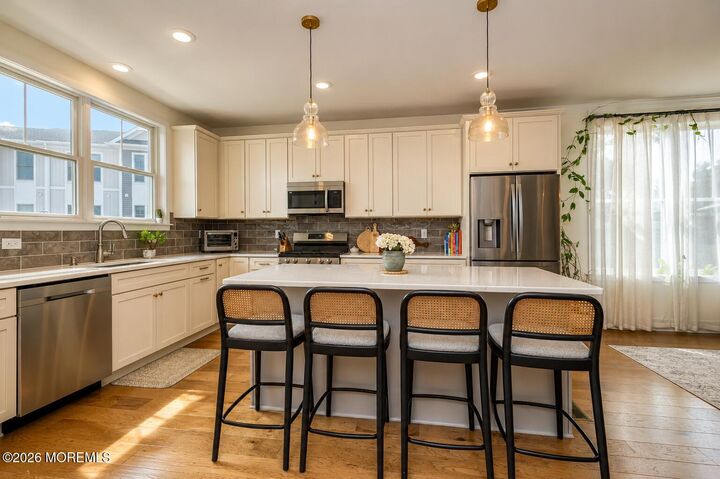 Property Photo:  7 Raritan Cove  NJ 07735 