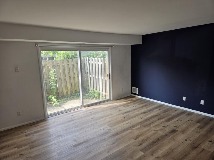 Property Photo: 3601 Kenbrooke Court MI 49006