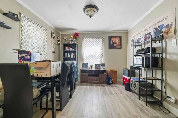 Property Photo:  10152 S Bensley Avenue  IL 60617 
