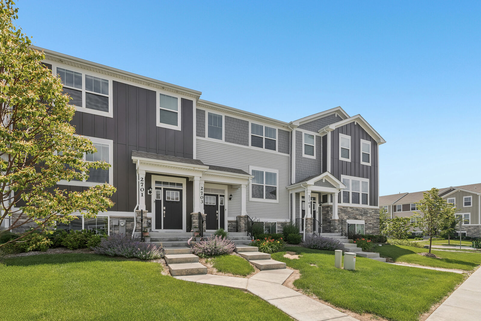 Property Photo:  2703 Martini Street  IL 60060 