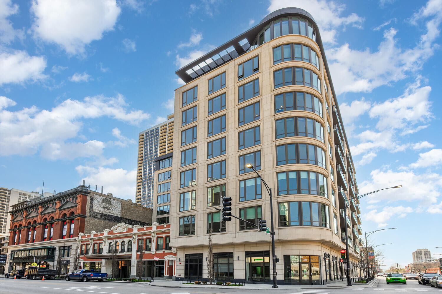 Property Photo:  1550 N Clark Street 902  IL 60610 