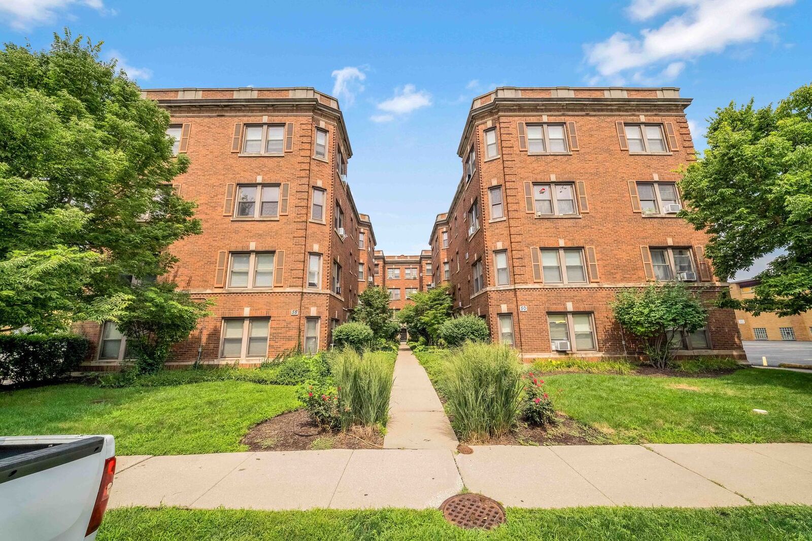 Property Photo: 54 Forest Avenue 2W IL 60546