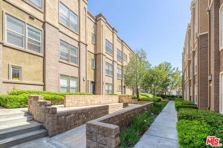 Property Photo:  1133 Jewett Drive  CA 92833 