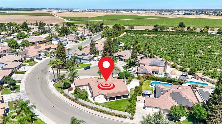 Property Photo: 3077 Express Court CA 93637