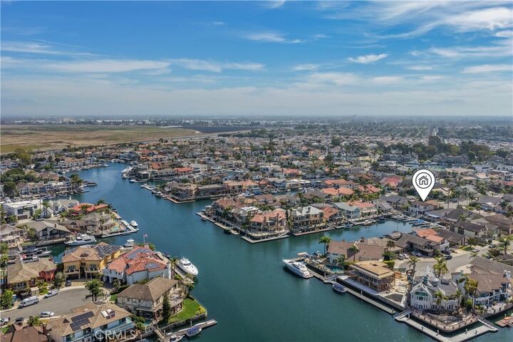 Property Photo:  3953 Mistral  CA 92649 