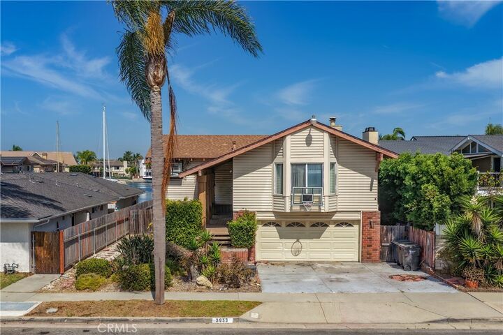 Property Photo:  3953 Mistral  CA 92649 