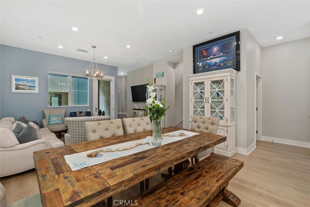 Property Photo:  1642 W Saratoga Lane  CA 90732 