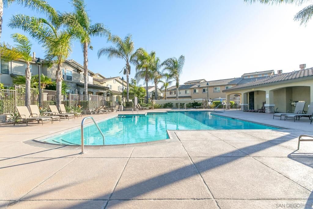 Property Photo: 10547 Hollingsworth Way CA 92127