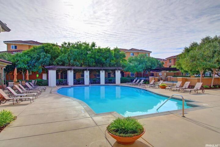 Property Photo: 4800 Westlake Parkway 2307 CA 95835