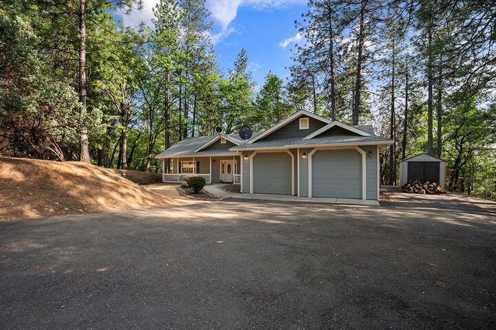 Property Photo: 6221 Pine Needle Lane CA 95667