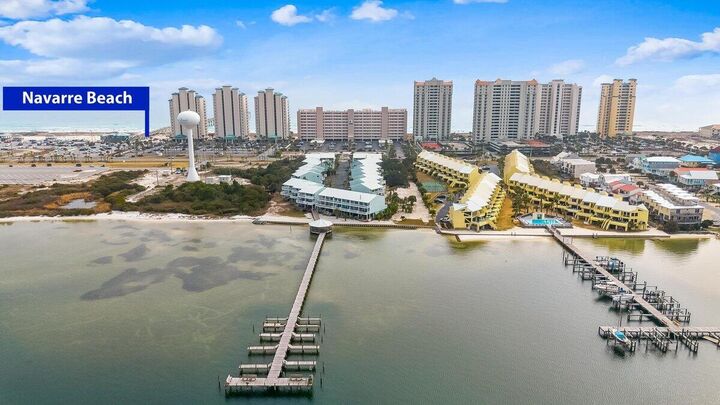 Property Photo:  8522 Gulf Boulevard Apt 43  FL 32566 