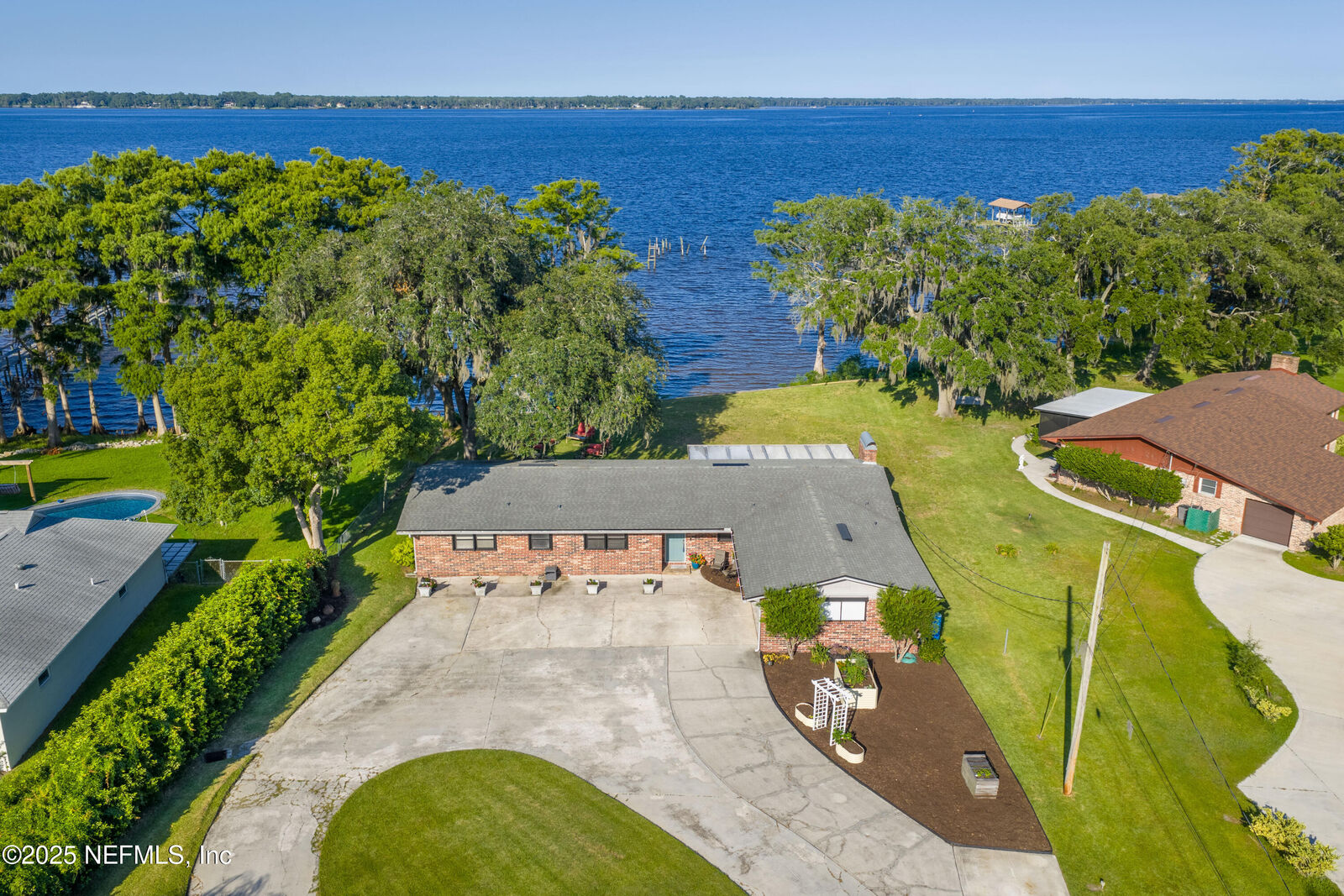 Property Photo:  3217 River Road  FL 32043 